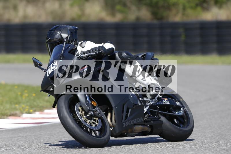 Archiv-2025/48 25.08.2025 Cornu Master School ADR/gruen-vert/75